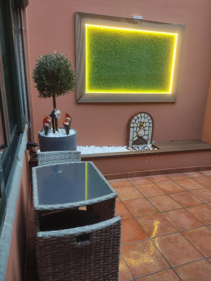 Iqoqo Hotels - Luxury Suites Giannina Esterno foto