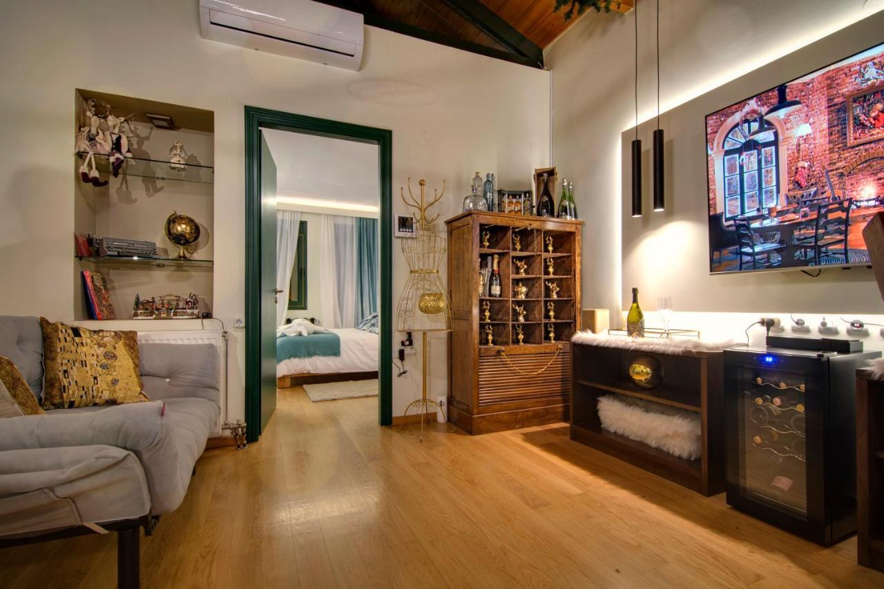 Iqoqo Hotels - Luxury Suites Giannina Esterno foto