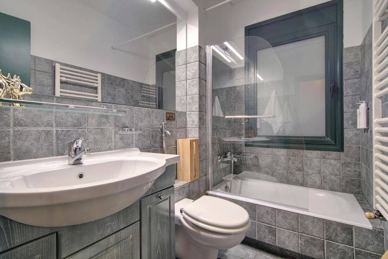 Iqoqo Hotels - Luxury Suites Giannina Esterno foto
