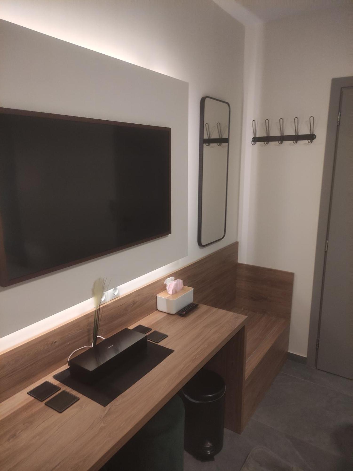 Iqoqo Hotels - Luxury Suites Giannina Esterno foto